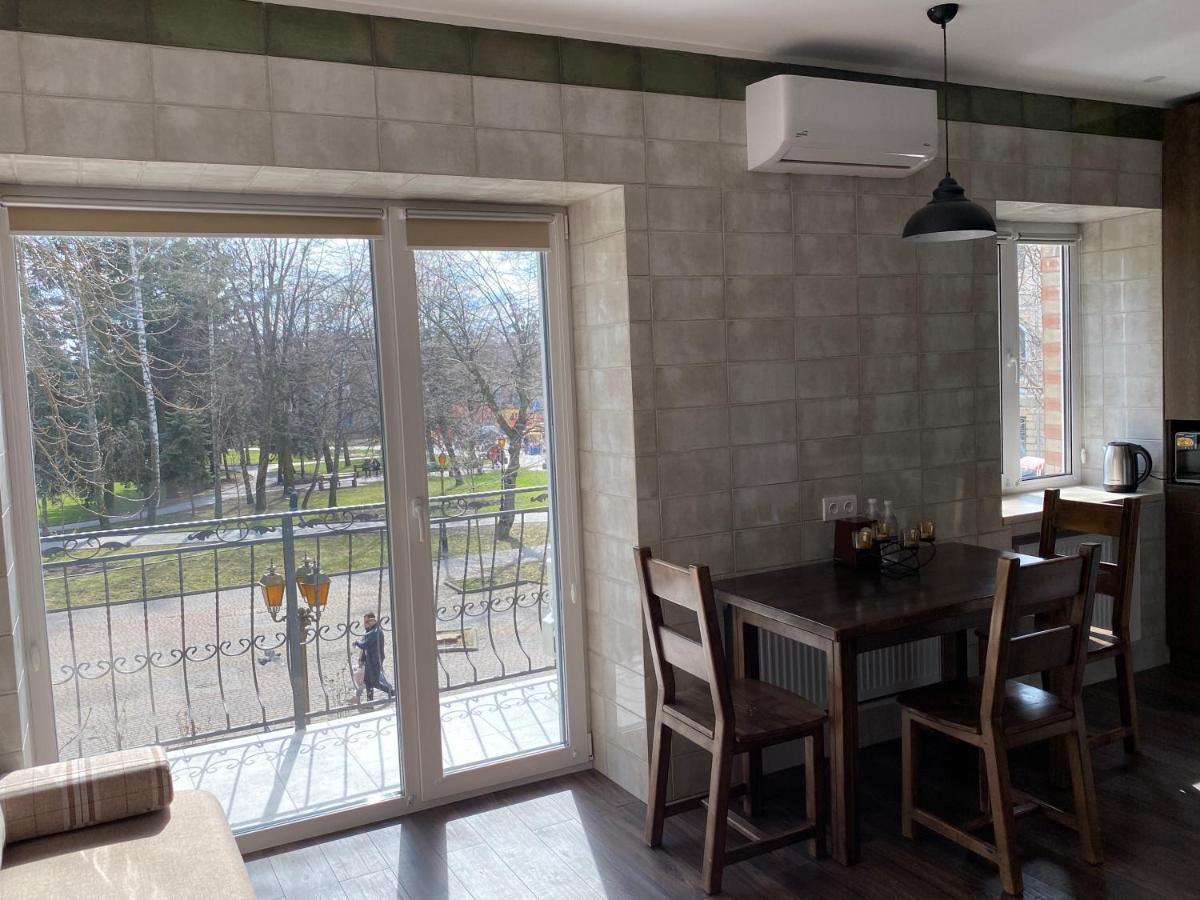 Park Apartment Vinnytsia Exterior photo